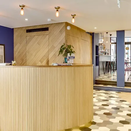 Kyriad 12 - Nation Hotel 3*