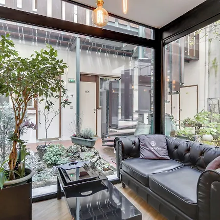 Hotel Kyriad 12 - Nation 3*