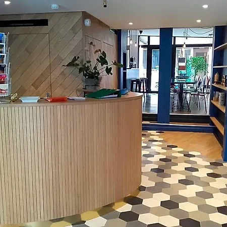 Kyriad 12 - Nation Hotel 3*